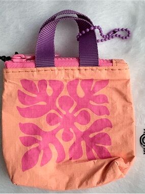 Aloha Collection Applique Tiny Tripper Taffy Pink Orange Pouch Zip Keychain NEW